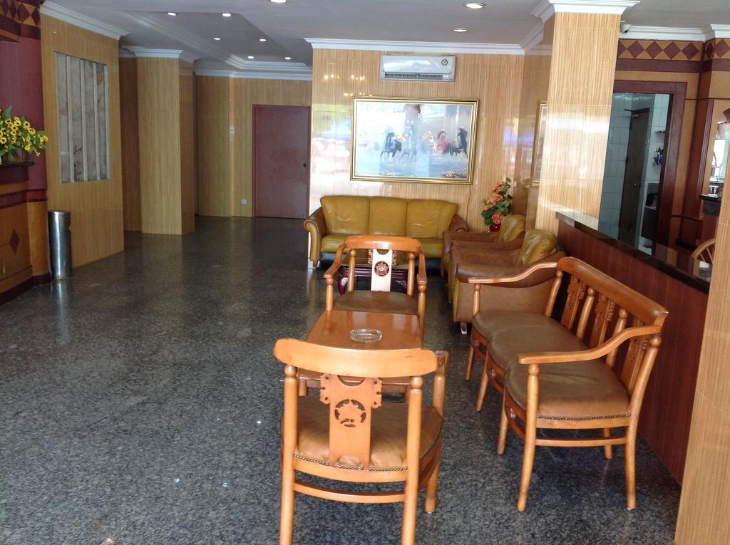 Lai Lai Mutiara Hotel Batam Екстериор снимка