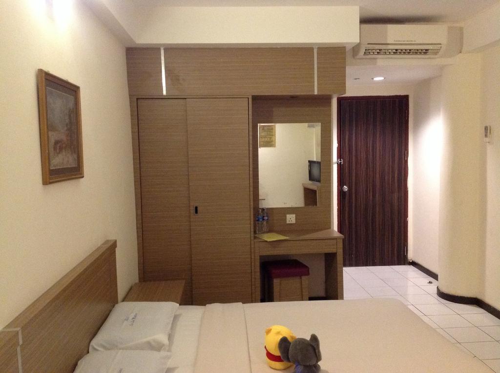Lai Lai Mutiara Hotel Batam Екстериор снимка