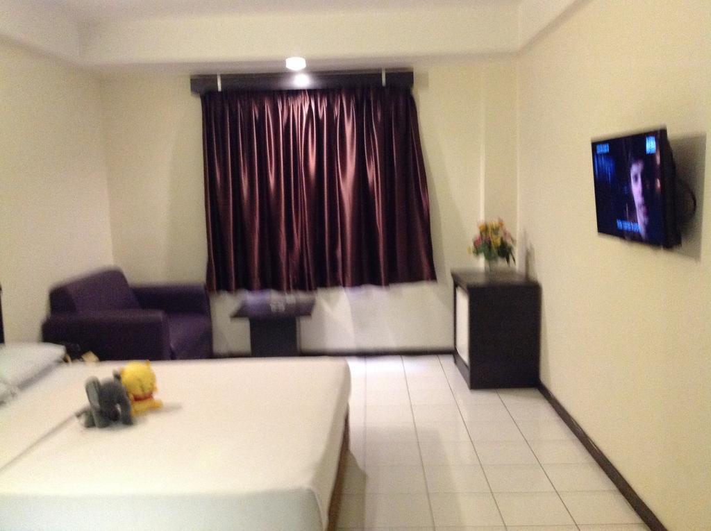 Lai Lai Mutiara Hotel Batam Екстериор снимка