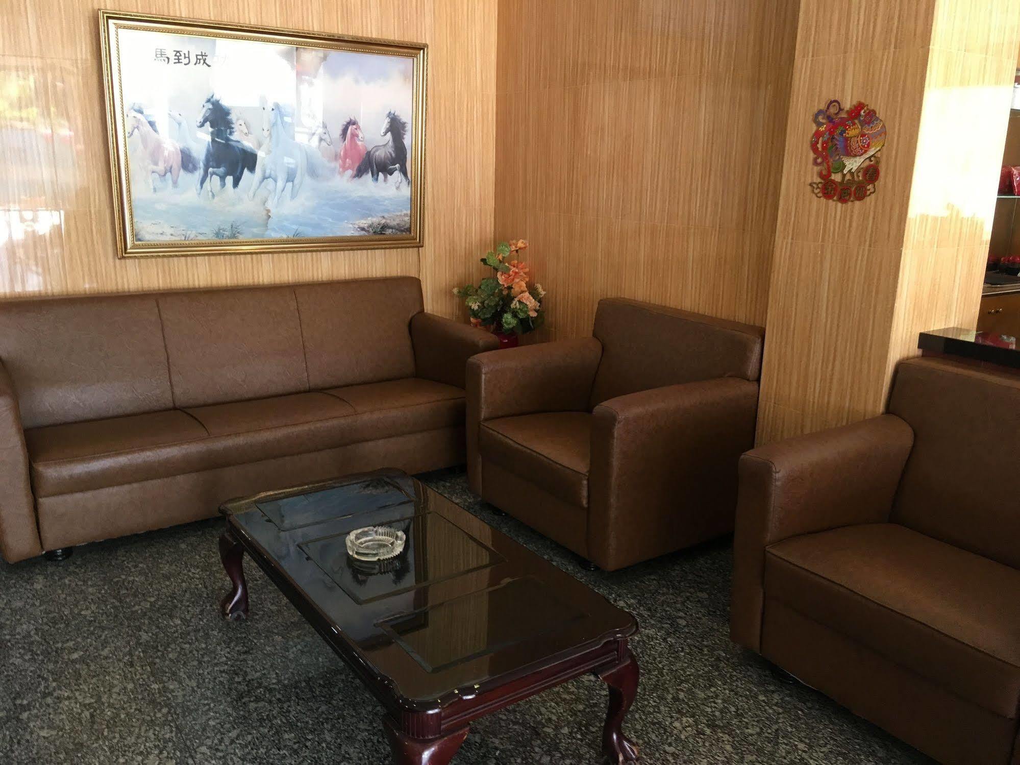 Lai Lai Mutiara Hotel Batam Екстериор снимка