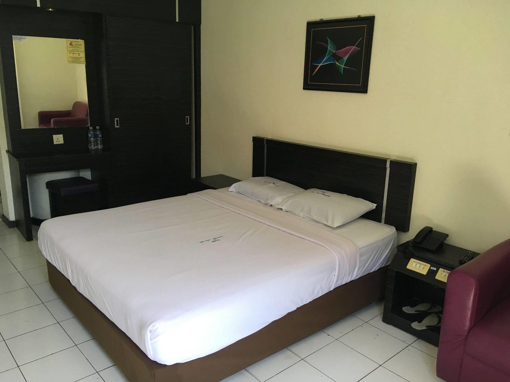 Lai Lai Mutiara Hotel Batam Екстериор снимка