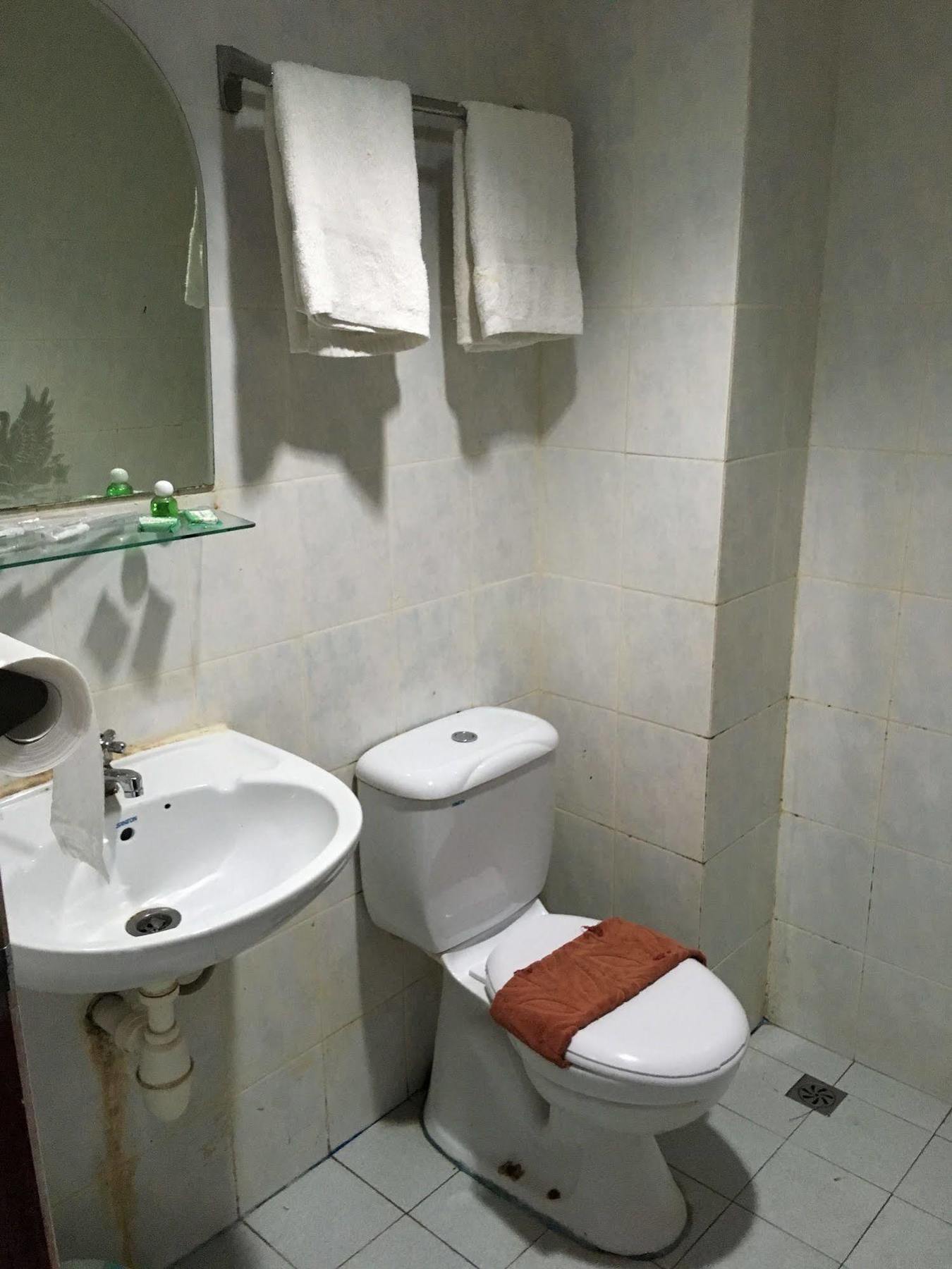 Lai Lai Mutiara Hotel Batam Екстериор снимка