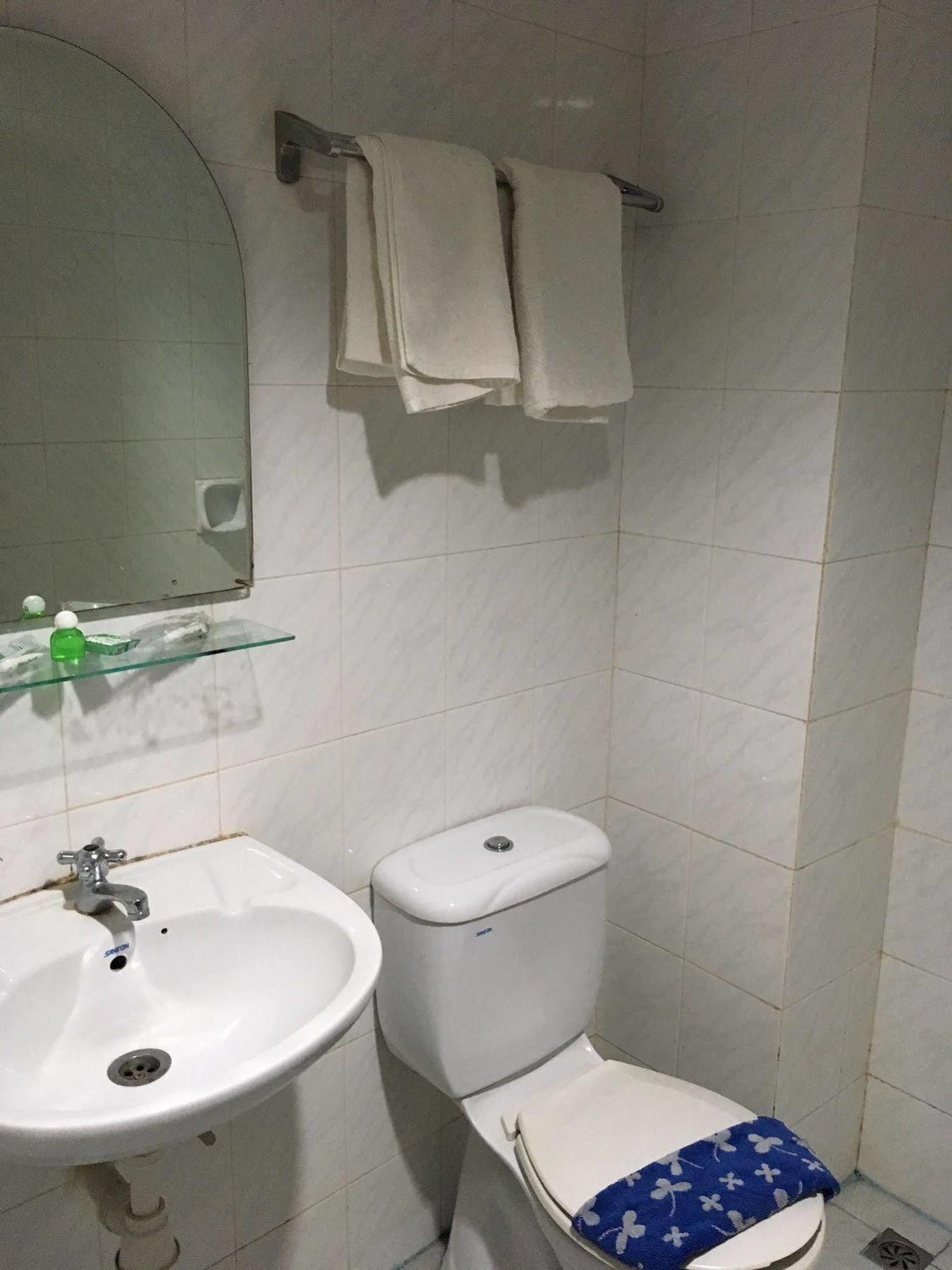 Lai Lai Mutiara Hotel Batam Екстериор снимка